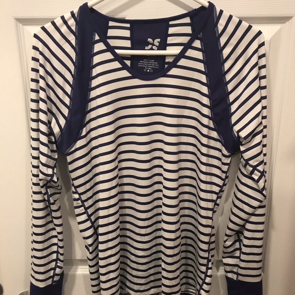 City sports long sleeve stripped top